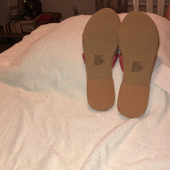 NWT Lauren Conrad Moleskin Sandals - Picture 3 of 3